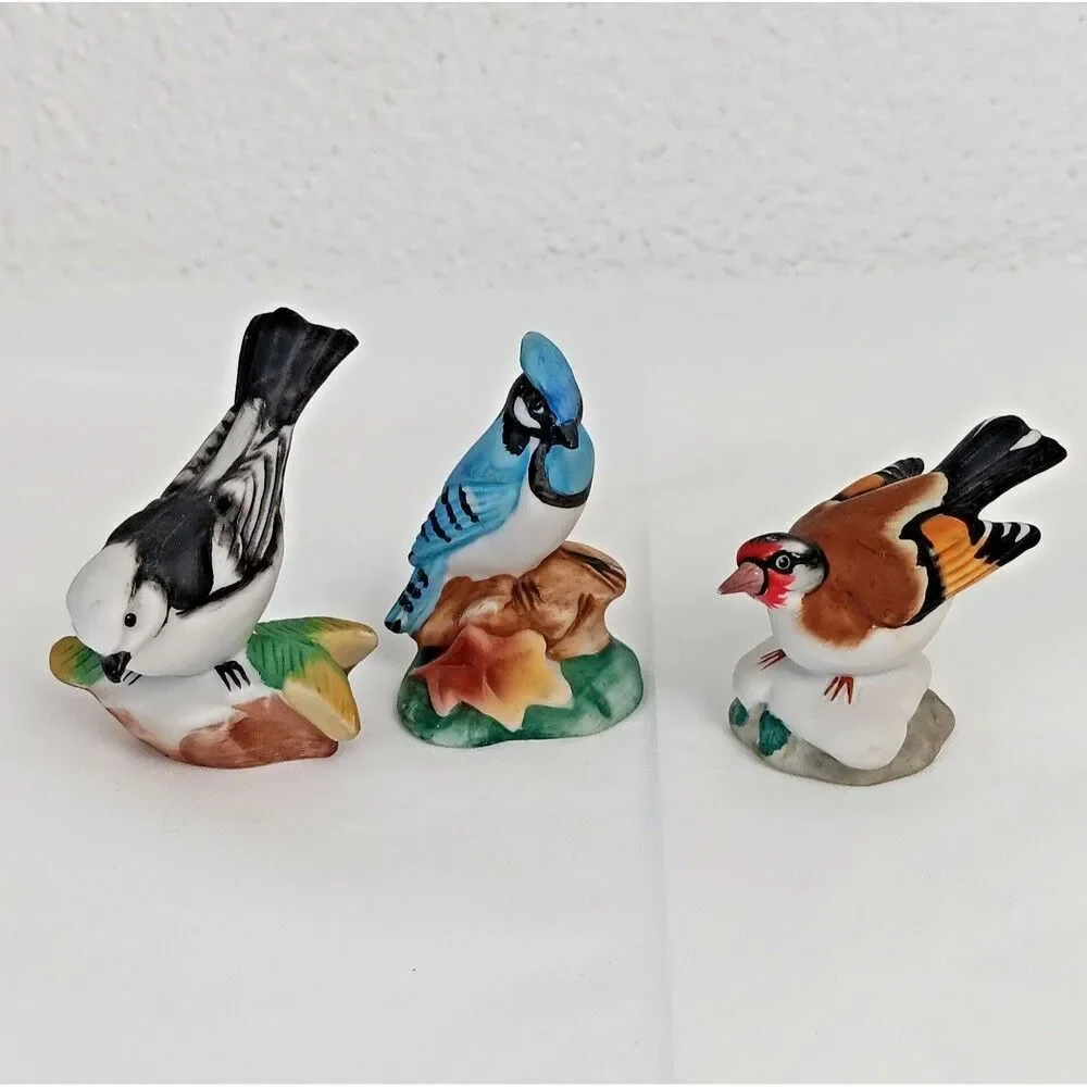 Franklin Mint Garden Bird World Snow Bunting Bluejay Goldfinch Lot Mini Figures